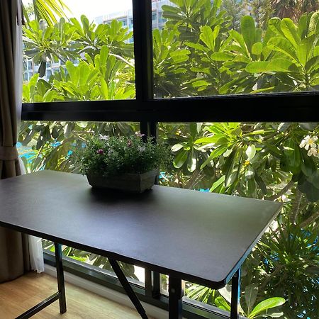 Dusit Grand Park Condo Патая Екстериор снимка
